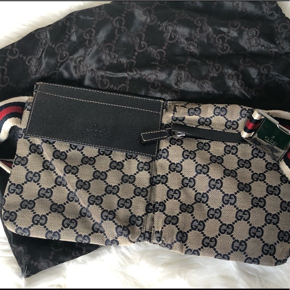 Gucci Handbags - 💯% Authentic GUCCI Fanny Pack
